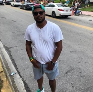 Meet your Posher, Dareck